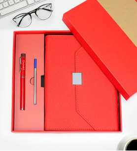 Kişiye Özel Kutulu Defter Kalem Seti (Kırmızı)