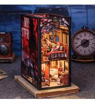 CUTEBEE Ahşap Book Nook Kiti, Toz Koruma Kılıflı, Kendin Yap Oyuncak Bebek Evleri, Minyatür Ev Kiti, LED Işıklı, Booknook Evleri, Yetişkinler Için Model Yapı Setleri - Train Mystery Case (BN01B-AMZ01)