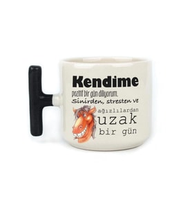Kendime Pozitif Bir Gün Diliyorum Baskılı Siyah Kulplu T Kupa