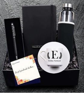 Kişiye Özel Defter & Özel Kılıflı 500Ml Su Matarası & Siyah Touch Pen & İsimli Fincan Hediye Seti