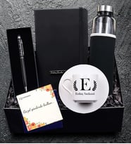 Kişiye Özel Defter & Özel Kılıflı 500Ml Su Matarası & Siyah Touch Pen & İsimli Fincan Hediye Seti