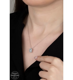 SWAROVSKİ CRYSTAL BAGET  925 AYAR GÜMÜŞ KOLYE