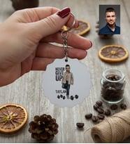 Kişiye Özel Karikatürlü Never Give Up Motivasyon Anahtarlık Doğum Günü Hediyesi