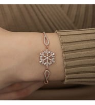 925 Ayar Gümüş Rose Kaplama Baget Taşlı Kar Tanesi Kadın Bileklik