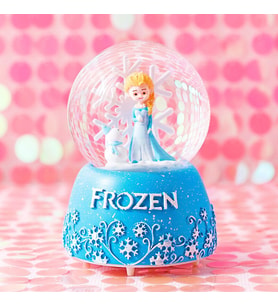 Frozen Temalı Orta Boy Işıklı Müzikli Kar Küresi (Karışık)