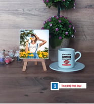 Kadın Öğretmene Hediye Fotoğraflı Dekoratif Taş, Ahşap Altlıklı Türk Kahvesi Fincanı Hediye (Model 2)