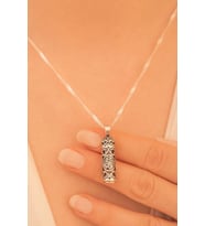 Gümüş Kolye - Hatlı 925 Ayar Gümüş Kadın Cevşen Muska Kolye Zincir