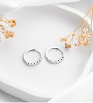 925 Ayar Gümüş Rodyum Kaplama 19 Mm Halka Yarı Örgü Model Küpe