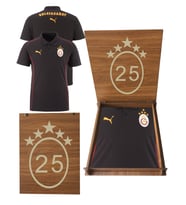 Galatasaray Orijinal Puma A Takım 5 Yıldız Polo T-Shirt Ahşap Kutu Hediyeli (Siyah)