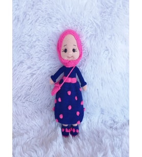 Amigurumi organik oyuncak bebek kapalı kız organik iple örülmüş içi boncuk elyaf dolgulu olup 30 cm civarında dır