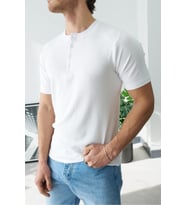Premium Henley Yaka Beyaz T-Shirt - Rib Dokulu Modern Fit