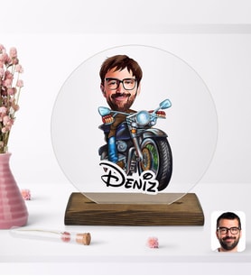 BK Gift Kişiye Özel Erkek Motorcu Karikatürlü Yuvarlak Ahşap Standlı Biblo-2