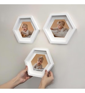 Yapışkanlı Sök Tak Altıgen Fotoğraf Çerçevesi – 3’lü Standart Boy - Beyaz