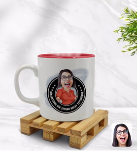 BK Gift Kişiye Özel Kadın Nihayetinde Karikatürlü İçi Kırmızı Renkli Kupa Bardak Model 3