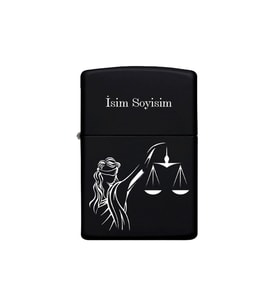 Adalet Terazisi Desenli Kişiye Özel İsimli Zippo Model Çakmak Benzinli Siyah Metal  Çakmak