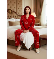 Kirmizi Kalpli Polar Pijama Takımı Kadin Fonksiyonel Dayanıklı Kaliteli Konforlu Estetik Şık