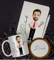 Kişiye Özel Karikatür Tasarım Defter Kalem Kupa Ve Bardak Altlığı Hediye Seti 96309