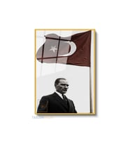 Dikey Çerçeveli Cam Bayrak Ve Ataturk Modern Ev Dekoru Duvar Sanatı Ev Ofis Tablosu (Altın)