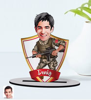 BK Gift Kişiye Özel İsimli Asker Karikatürlü Ahşap Biblo Model-1