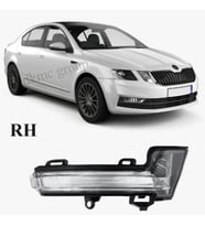 OCTAVİA SEDAN 2017-2020 MODEL ARASI UYUMLU SAĞ YOLCU TARAFI DIŞ AYNA SİNYALİ