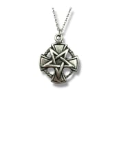 Pentagram Figürlü Unisex Kolye – Mistik, Güçlü ve Özgün Tasarım