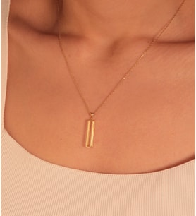 İçi Boş Dikdörtgen Model Kolye (ZKLY802)