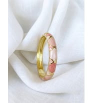 Kararmaz Pudra Pembe Mine İşlemeli Gold Kelepçe Kemik Bilezik - Vintage Tasarım