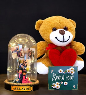 Kişiye Özel İsimli 3 Fotoğraflı Led Işıklı Fanus ve Kalpli Peluş Ayıcık (Model 8)