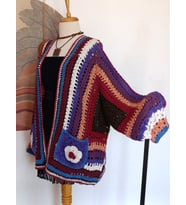 Hippybutik Bordo Geometrik Motifli Çok Renkli Tığ Işi Etnik Tasarım Midi Hırka