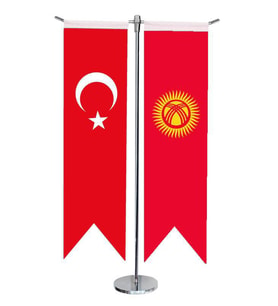 Masa Üstü Kırlangıç Kırgızistan + Türk Bayrağı + Krom T Direk Masa Bayrak Seti