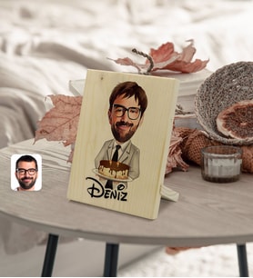 BK Gift Kişiye Özel İsimli Erkek Doğum Günü Karikatürlü Dekoratif Ahşap Çerçeve Model 4
