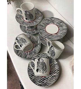 Dekoratif Şık Tasarım Siyah Beyaz Zebra Motifli 6 Kişilik Kahve Fincan Seti