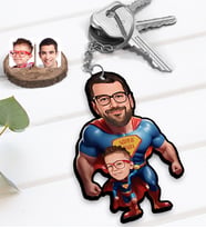 BK Gift Kişiye Özel Süper Baba-Çocuk Karikatürlü  Ahşap Anahtarlık-1, Babalar Günü Hediyesi, Babaya Hediye