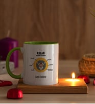 Kişiye Özel Aslan Burcuna Hediye Ahşap Altlıklı Mumlu Yeşil Kupa