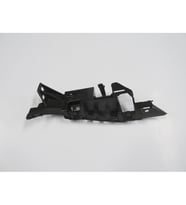 PEUGEOT 307- 01/05; ÖN TAMPON İÇ BRAKETİ SOL (YAN KULAĞA TAKILAN) 1546-2032 7416.34