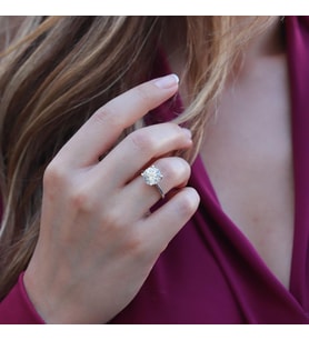 Round Kesim 3.87 Karat Tek Taş Model Sky Diamond Yüzük
