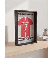 Riva Self Cristiano Ronaldo Manchester United 3D Duvar Tablosu - Futbolcu İmza Tasarımlı 3D Dekoratif Çerçeve