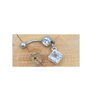 Çelik Gümüş Renk Taşlı Göbek Piercing