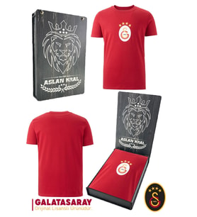 Galatasaray Orijinal Lisanslı Arma T-Shirt Hediyelik Ahşap Kutulu (Kırmızı)