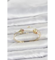 Gold Renk Pirinç Zirkon Taşlı Çiçek Model Kadın Bileklik TJ-BB8523