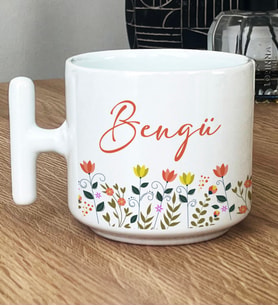 Kişiye Özel Çiçek Desenli Hediye T Kupa Bardak Doğum Günü Hediyesi -10- (Beyaz)