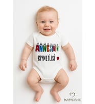 Annesinin Kıymetlisi Yazılı Çıtçıtlı Bebek Body Tulum  %100 Pamuk Kısa Kollu Zıbın  0-3 Ay - 24 Ay (Beyaz)