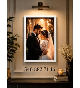 Kişiye Özel 26x40 cm Beyaz Çerçeveli Kanvas Tablo-Fotoğraflı Duvar Tablosu