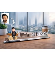 Kişiye Özel Müdürü Karikatürlü 30 cm Ayna Pleksi Masaüstü İsimlik - Müdüre Hediye Terfi ve Ofis Hediyesi
