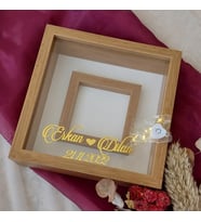 Ledli 25x25 Cm Fotoğraf Bölümlü Bambu Verda Anı Çerçevesi-6 cm Derinlikli Anı Çerçevesi(Fotoğraf Hediye)
