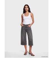 LCW Jeans İndigo Bermuda Fit Kadın Jean Şortolon