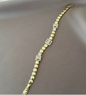 Kare Taşlı Xuping Bileklik (Altın)