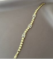 Kare Taşlı Xuping Bileklik (Altın)