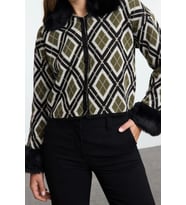 Stil Modern Kadın Regular Standart Kol Polo Yaka Çıkartılabilir Suni Kürklü Simli Triko Hırka (Siyah)
