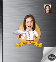Kişiye Özel Pastacı Kadın Ahşap Magnet -5